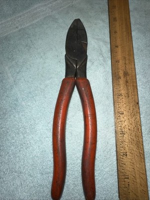Klein HD213-9NE Heavy Duty Linemans Pliers Used