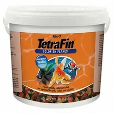 Tetra Pond Fish Food Flakes 4.52lb Bucket  16621
