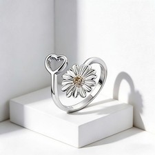 Elegant Daisy Flower Heart Ring Women's Fashion Adjustable Opening Ring Alloy