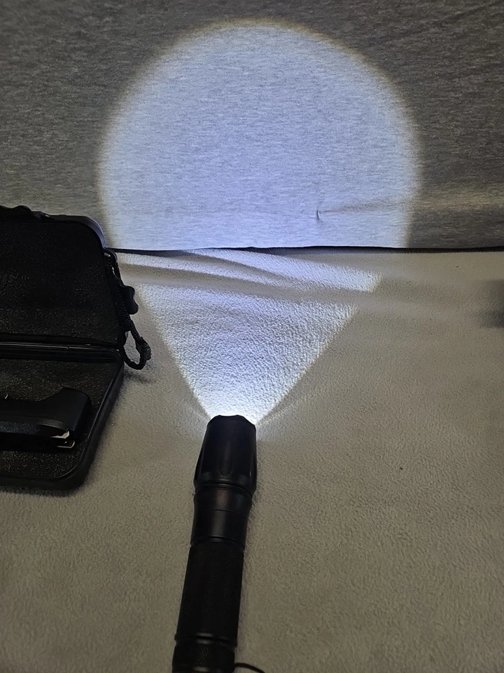 Shadowhawk Tactical Striking Telescopic Flashlight X800 Battery Charger Case - Image 3 of 4