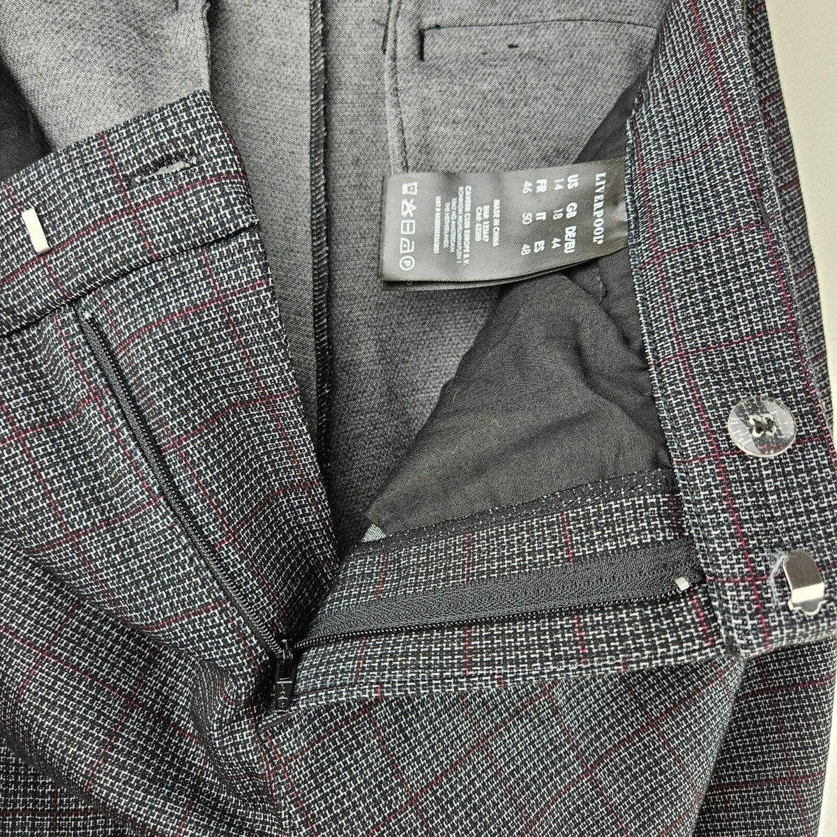 LIVERPOOL Plaid Pants Womens 14 Gray Red Straight Leg Stretch