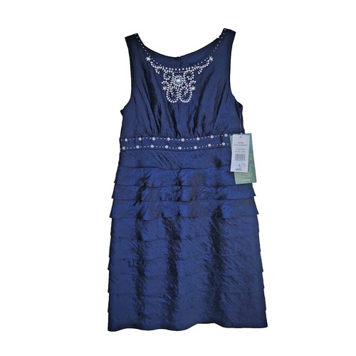 ivy & blue short sleeve fit flare dress Jun Blue/White Floral & V-Neck Strappy M Rayon Black dress burgundy dress white shoes JV SF JANUARY 1ST 2026 Apparel Length Color:Dark Purple