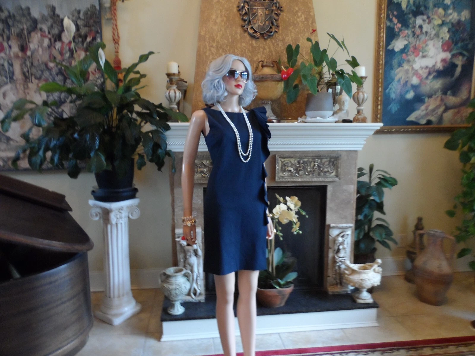 Abito in guaina blu navy rosso Valentino con dettaglio arricciacapelli laterali SIze IT 44 US 6