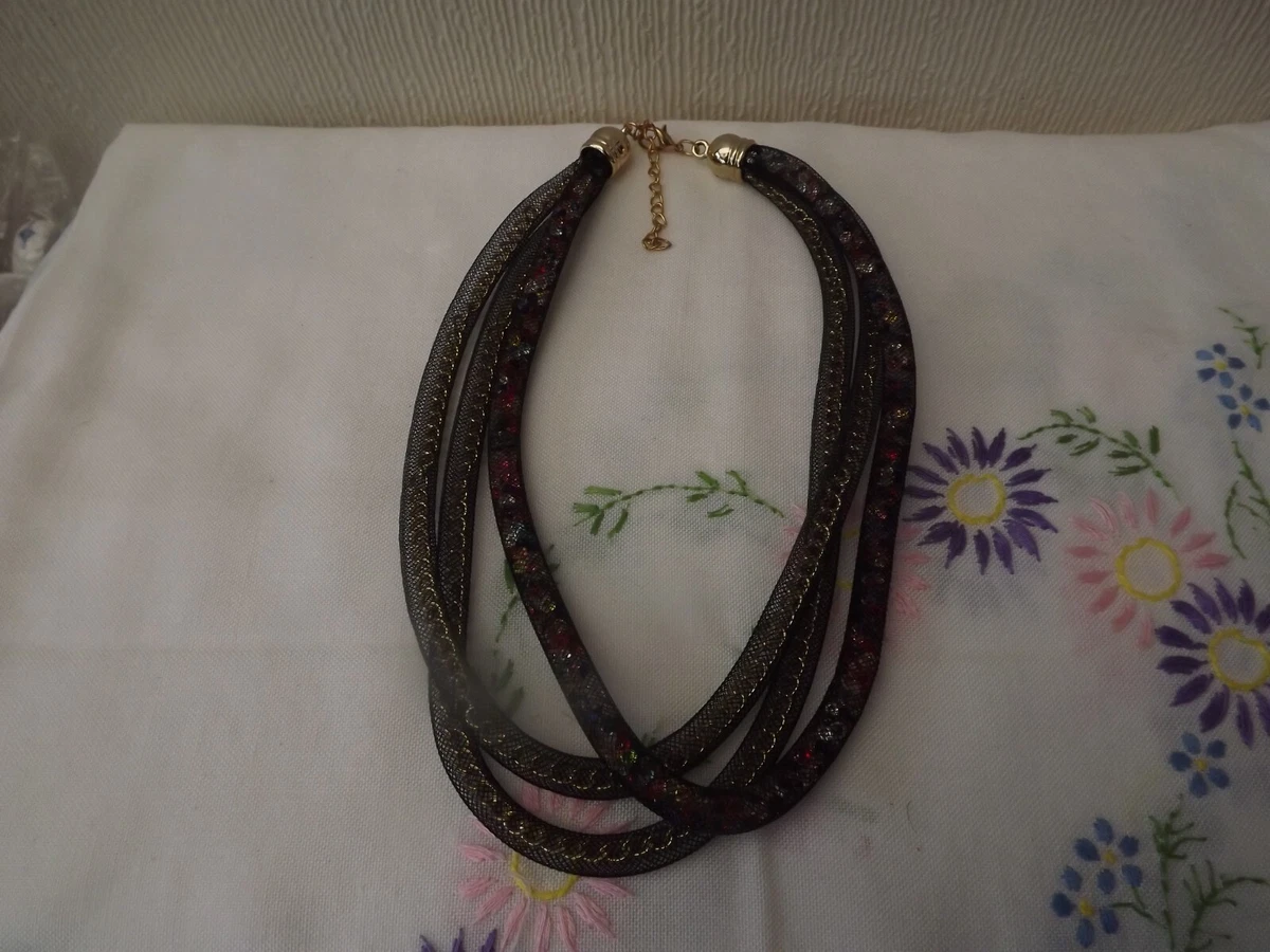 Mesh necklace filled with best sale crystals
