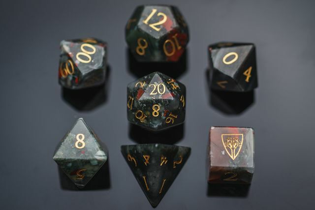 NEW WYRMWOOD KICKSTARTER GEMSTONE POLYHEDRAL DICE SET OF BLOODSTONE