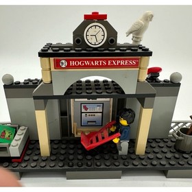 LEGO Harry Potter: Hogwarts Express (4708) Incomplete no manual