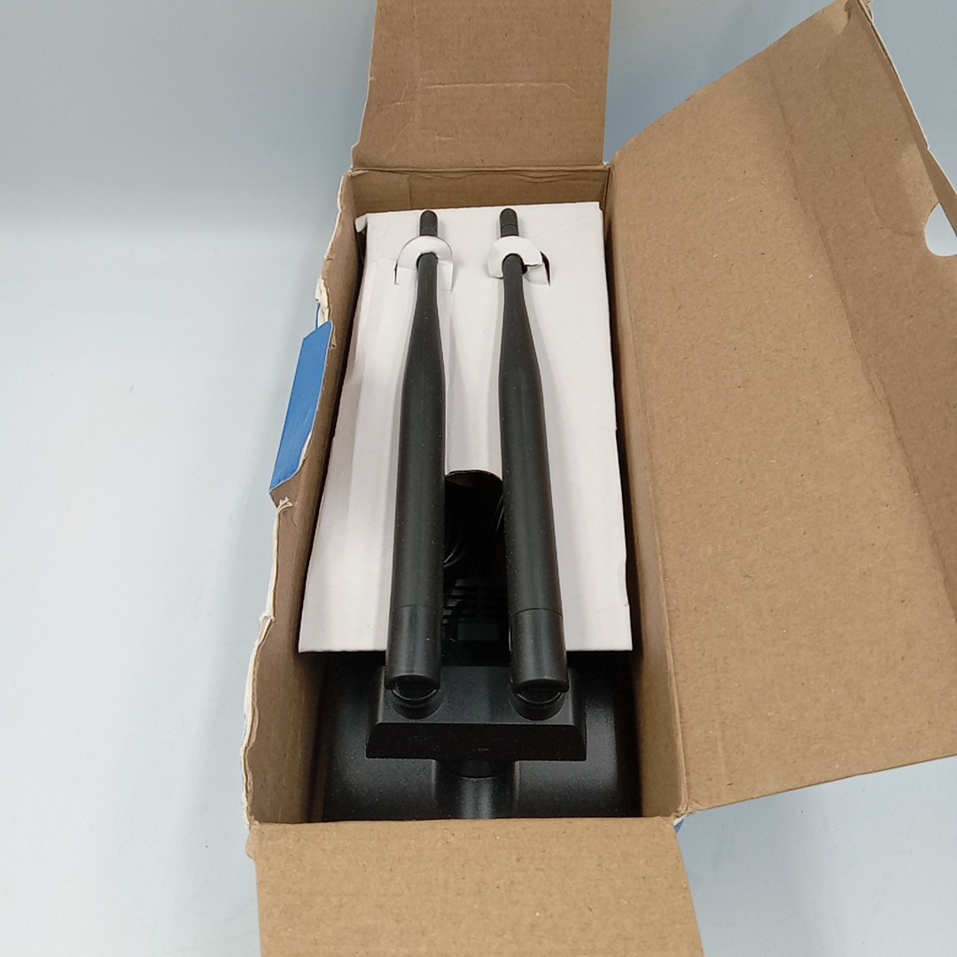 Eightwood Dual Band WiFi Antenna 2.4GHz 5GHZ Open Box........................237