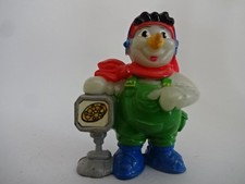 Collectable Figure / Christmas / Penguin with Monitor - Approx 45mm Tall