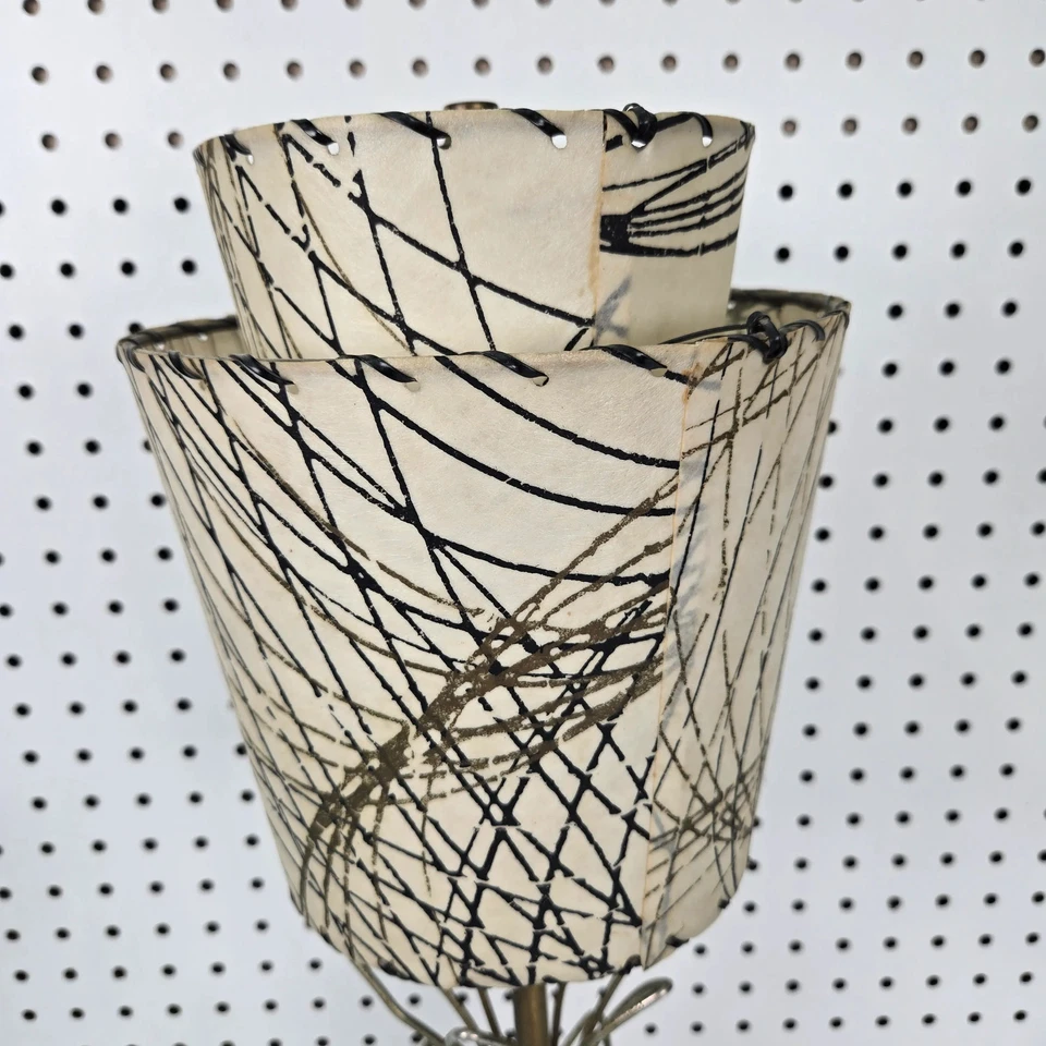 Vtg Mid Century Modern Atomic Dual fiberglass shade table lamp Gold Black - Image 2 of 4