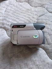 Canon DC410 Mini DVD Camcorder Video Camera LCD Screen 41x Zoom