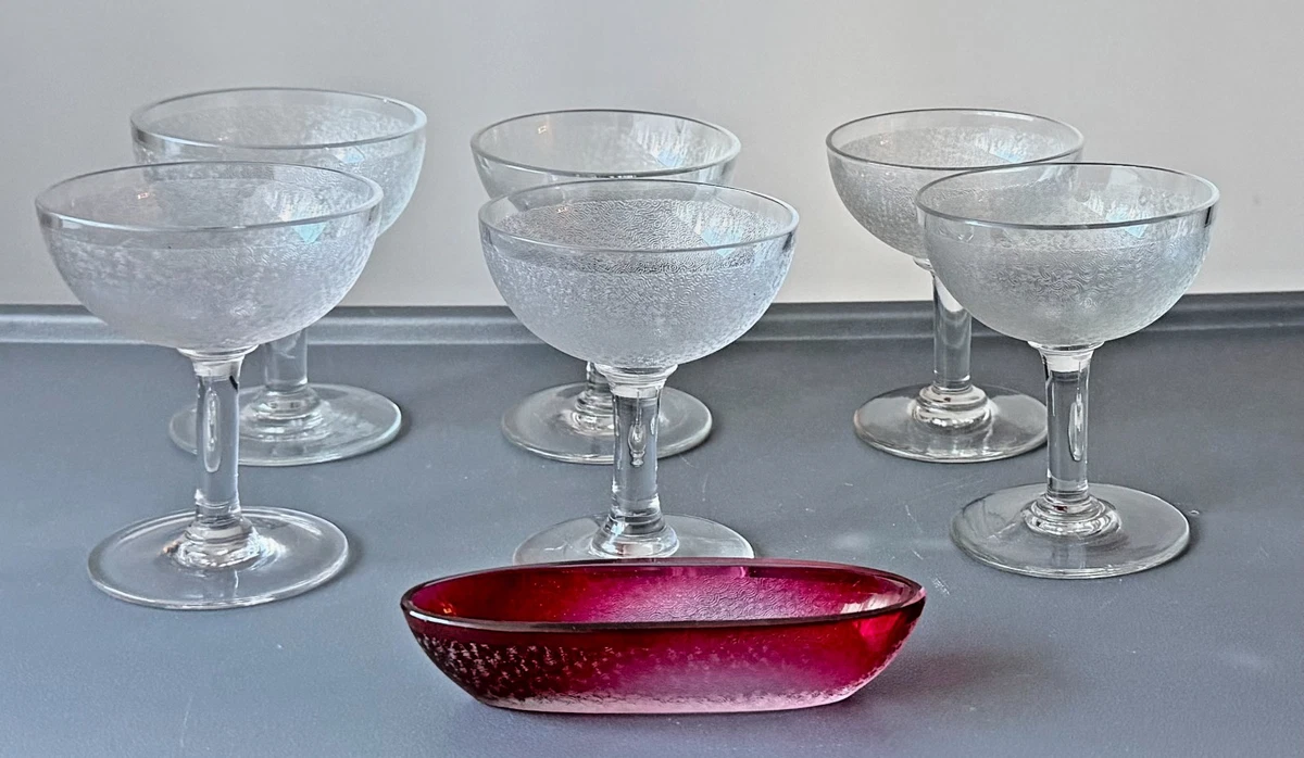 ② Saint Louis Bristol 12 coupes à champagne signées, cristal - Glas en Drinkglazen - 2dehands