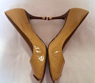 Tory Burch Slip On Peep Toe Patent Leather Pump Nude Women Sz 8.5 M Gold Logo — photo 5