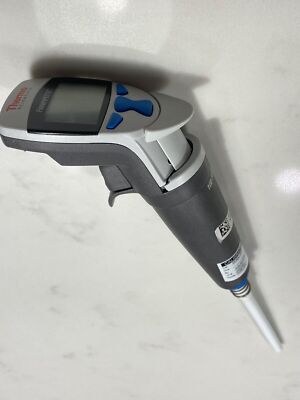 Thermo Finnpipette 100-1000µL Novus Electronic Digital Single Channel Pipette