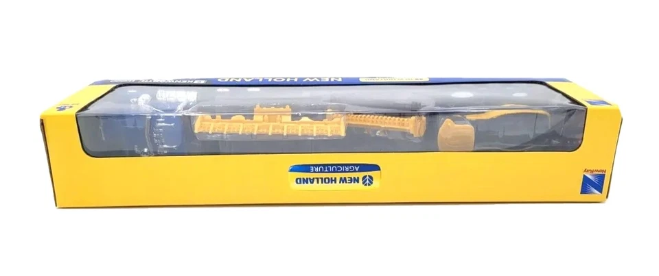 NewRay New Holland Agriculture Blue Kenworth W900 With Tractor and Trailer - Image 4 of 4