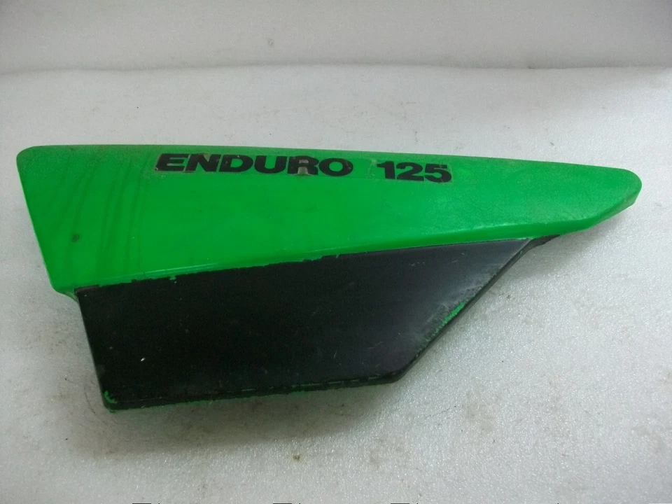Изящный! 1977-1981 Yamaha DT125 Enduro левая сторона крышка пластиковый обтекатель DT 125 панели - Изображение 2 из 4