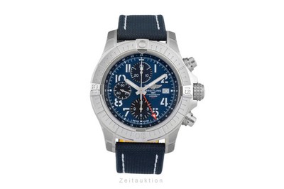 Breitling Avenger Chronograph GMT Stahl Automatik Ref A24315101C1X1 NP: 6600,-  