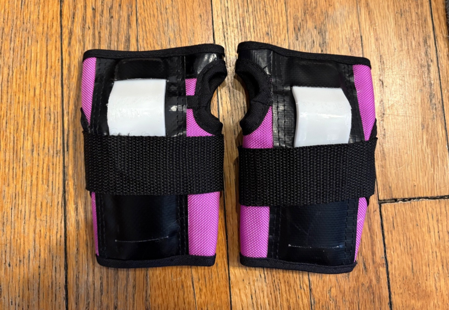 187 Killer Pads Size S/M for Roller Skating/Blading