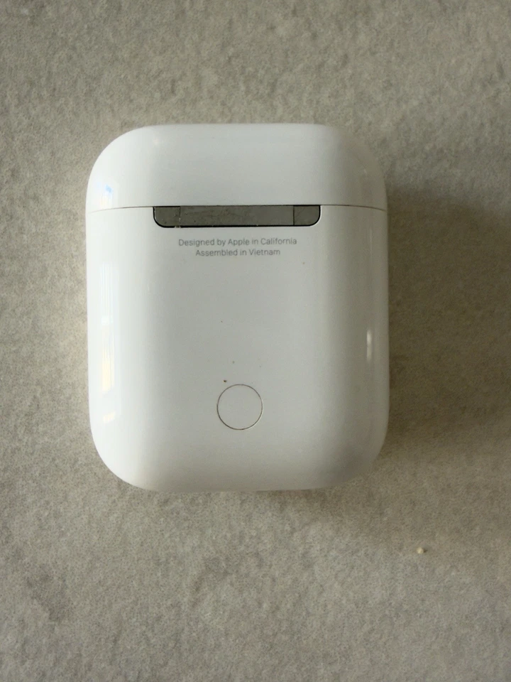 Apple AirPods (2nd generation), foto 4 di 5