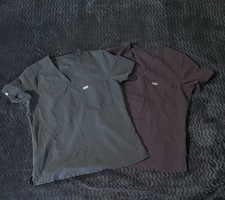 Figs Women  s Dark Harbor And Purple Shadow Catarina Scrub Top Small