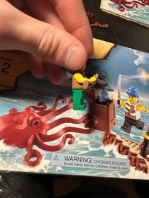 LEGO Pirates: Kraken Attackin' (6240)