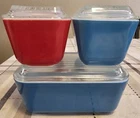 Vtg Pyrex Refrigerator Dish Set Primary Colors with Lids  1960s
