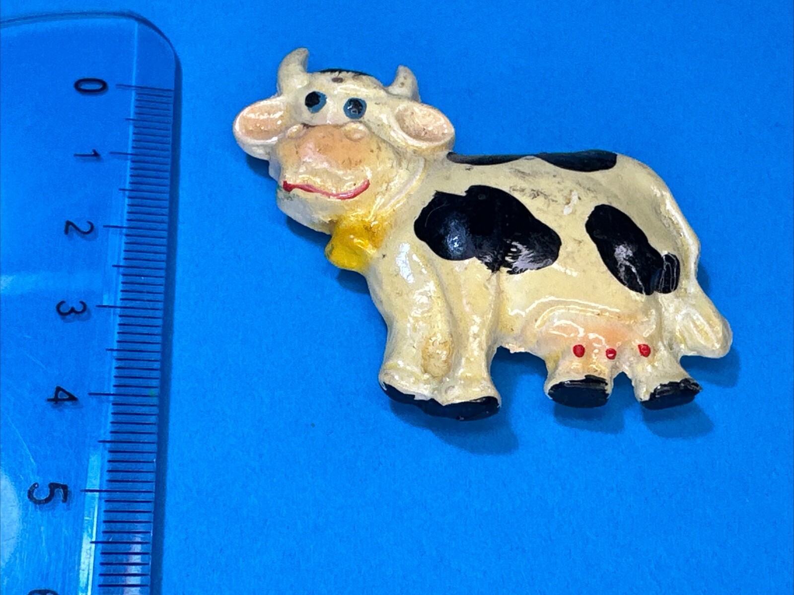 MUCCA CON CAMPANELLO CALAMITA MAGNETE FRIGO FRIGORIFERO VINTAGE - COLLEZIONE