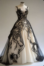 Vintage Champagne and Black Wedding Dresses Lace Appliques A Line Bridal Gowns
