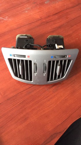 BMW 7ER E65 E66 FRISCHLUFTGRILL MITTELKONSOLE HINTEN 8385257