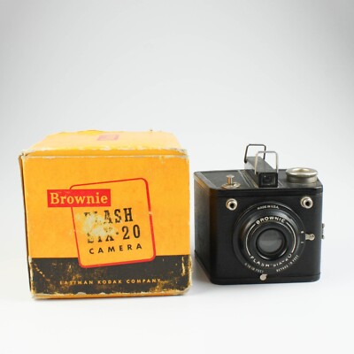 Kodak Brownie Six-20 620 Film Camera Vintage Display