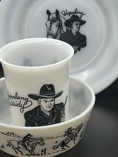 HOPALONG CASSIDY HAZEL ATLAS 3 PIECE CHILD'S SET-PLATE, CEREAL BOWL,  MUG EUC