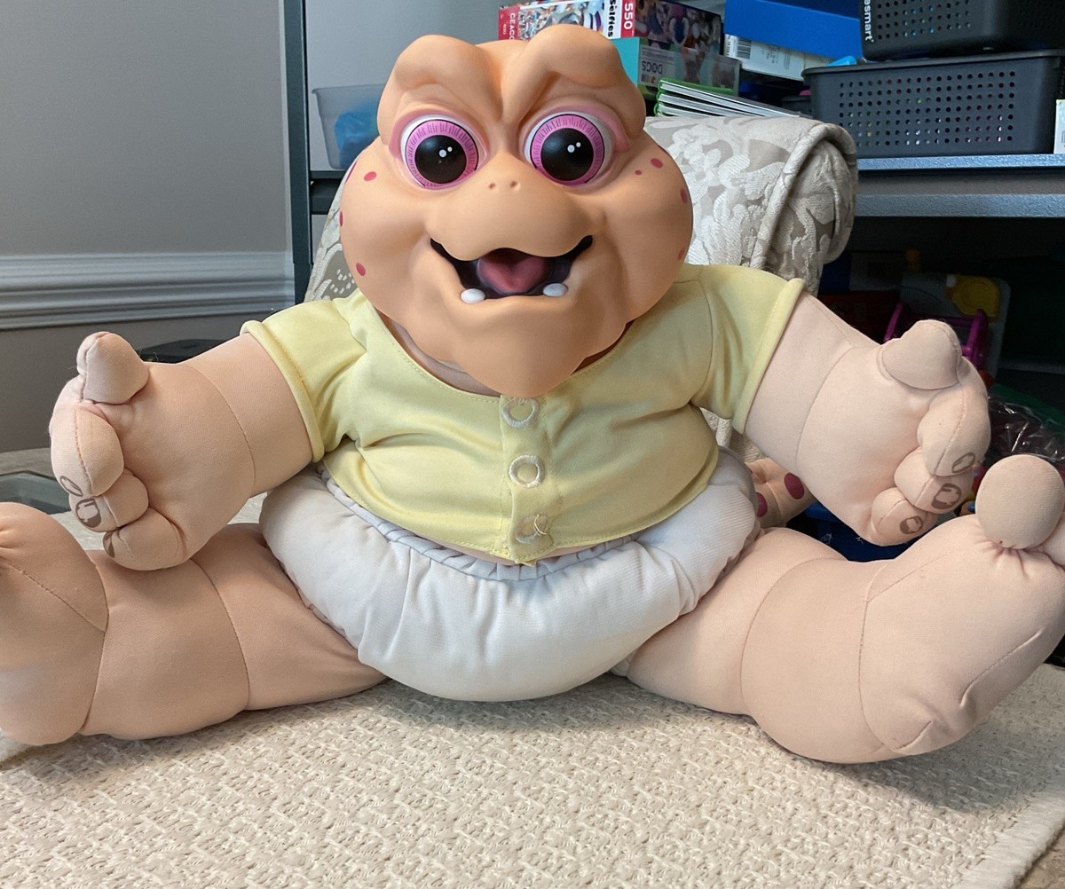BABY SINCLAIR Disney's Dinosaurs Talking Plush - Hasbro 7190