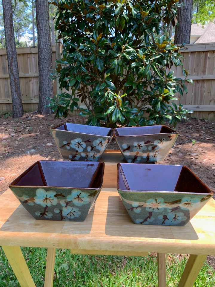 Juego de 4 cuencos cuadrados tranquilos de sopa/cereal Pier 1 gres flor de cerezo 6x6x3 Foto 4 de 4