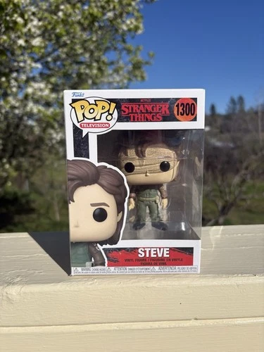 Funko Pop! Stranger Things Steve Harrington Vinyl Figure #1300
