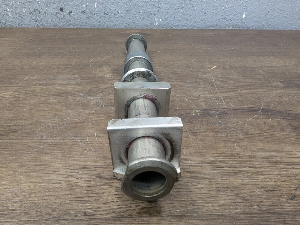 Yamaha FZ10 MT10 2017-2024 OEM eje trasero llanta rueda trasera - 2CR-25381-00-00 Foto 2 de 4