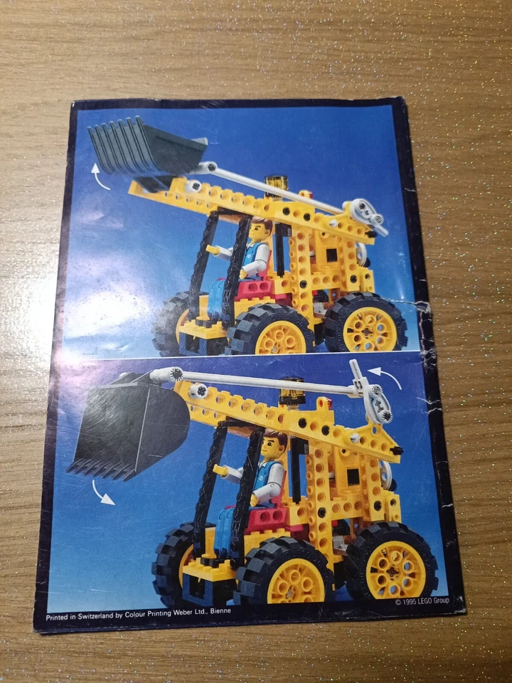 LEGO Technic 8235 Front End Loader, photo 2 sur 2