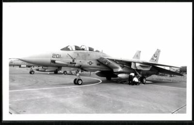 Fotografie Flugzeug Grumman F-14 Tomcat der US-Air Force Nr. 201 mit Staffelabz 