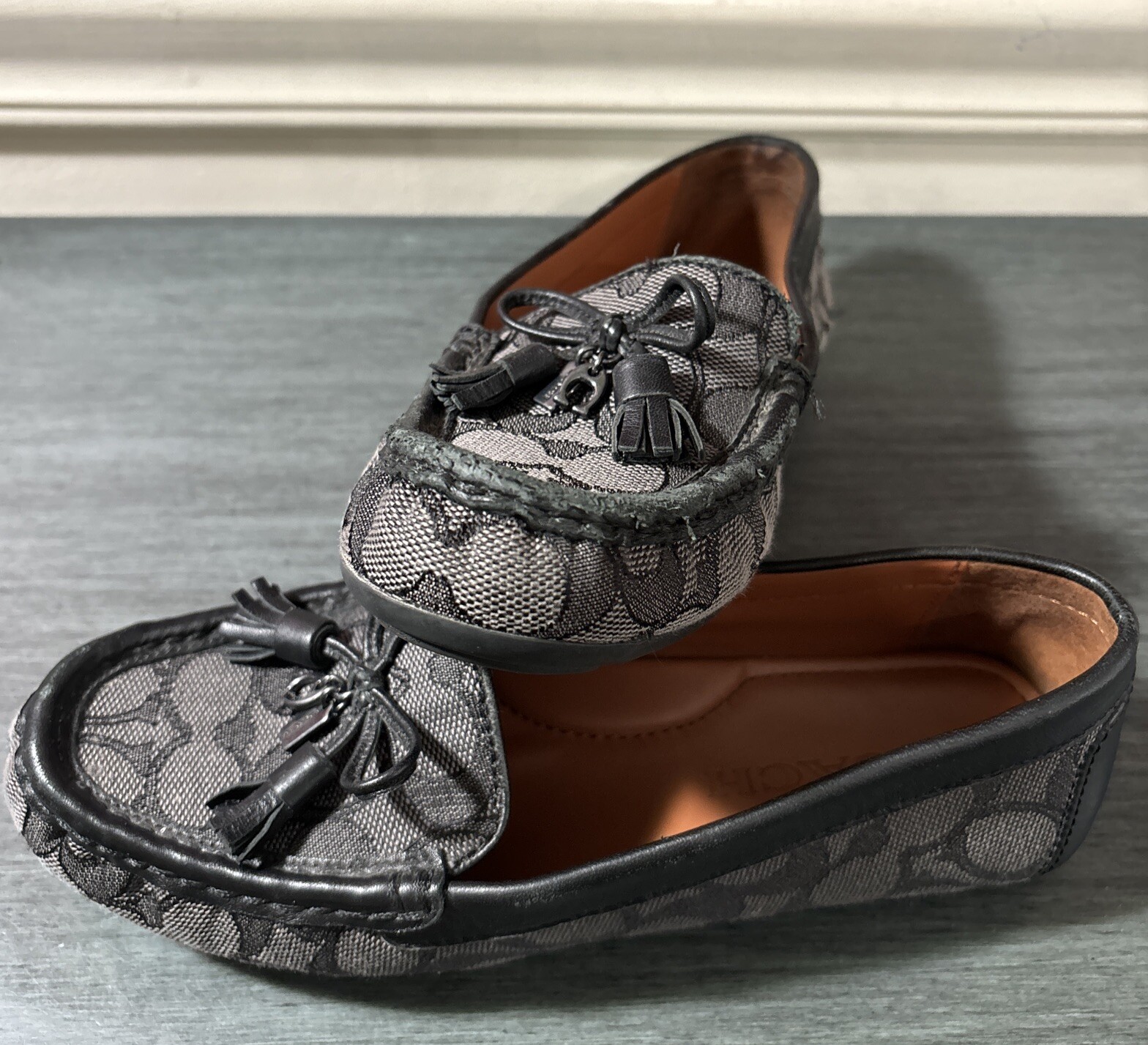 COACH Women Signature Black Leather Loafers Driving Show Size 5B