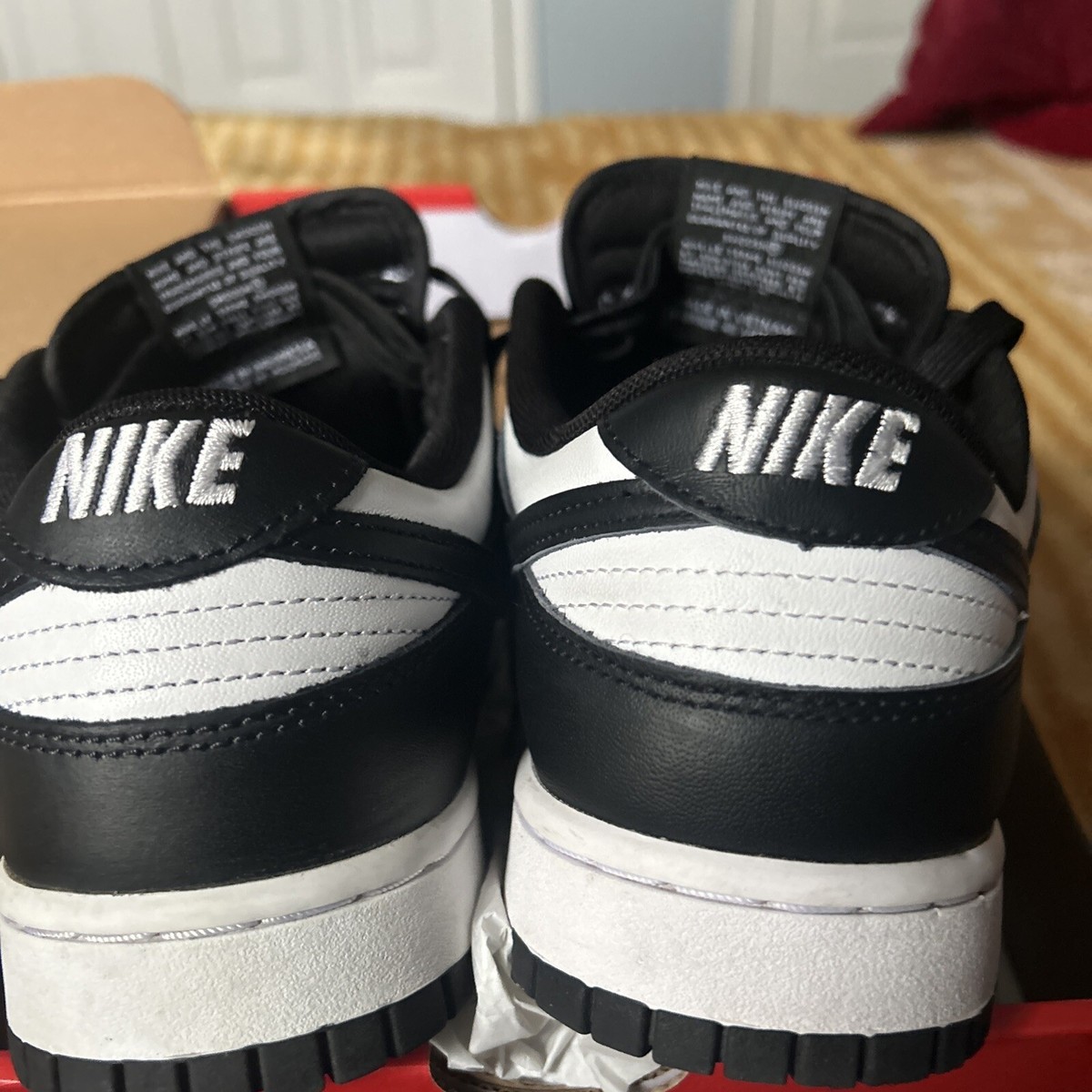 Size 9.5 - Nike Dunk Low 
