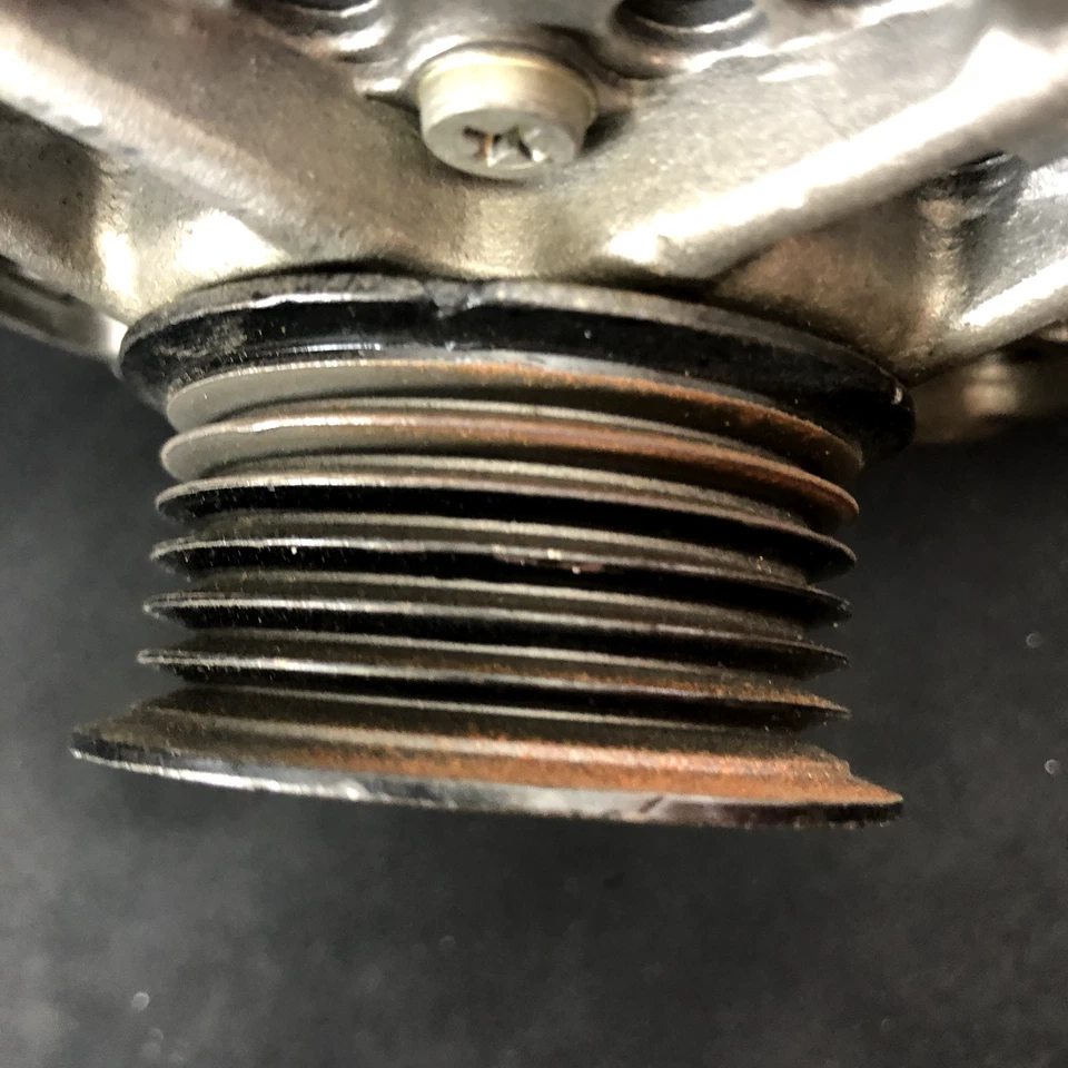 REMAN EN EE. UU., ALTERNADOR PARA FORD PROBE 1990-92 6CYL 3,0 L Foto 2 de 4