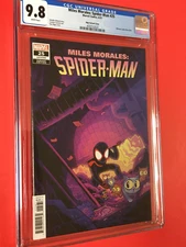 MILES  MORALES : SPIDER - MAN # 25 CGC 9.8  DAN HIPP 1:50 Ratio COVER BEAUTY !!!