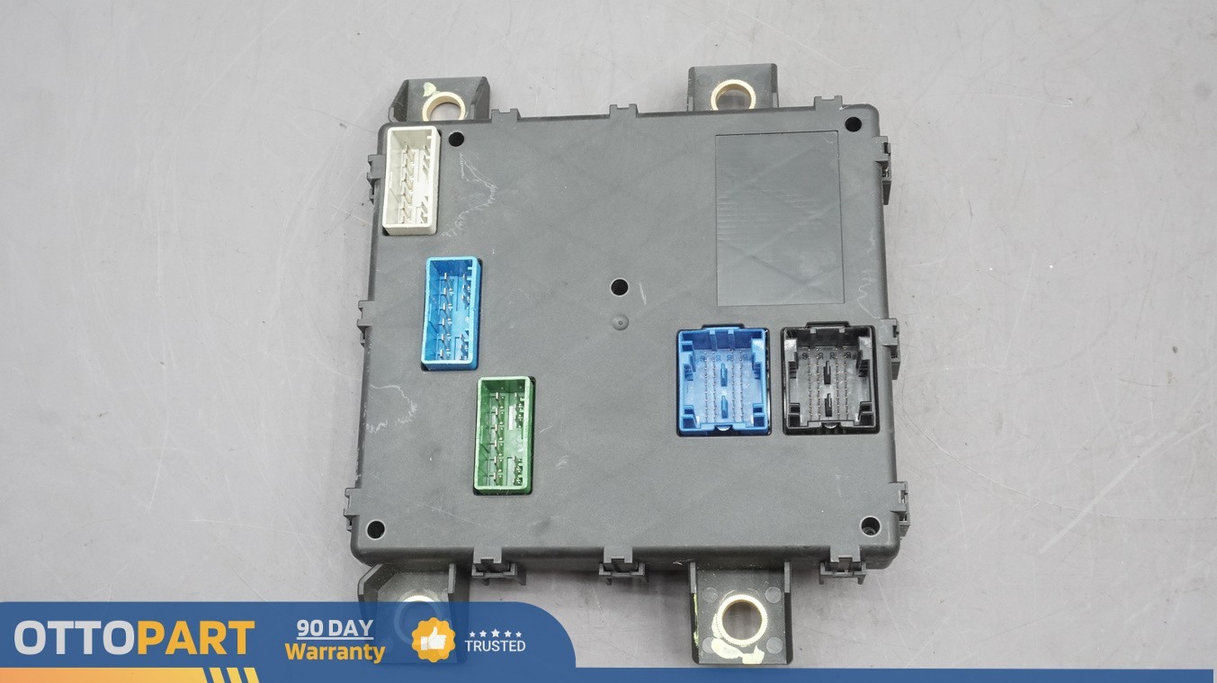 2003-2013 Maserati Quattroporte M139 Trunk Release Opener Control Module OEM
