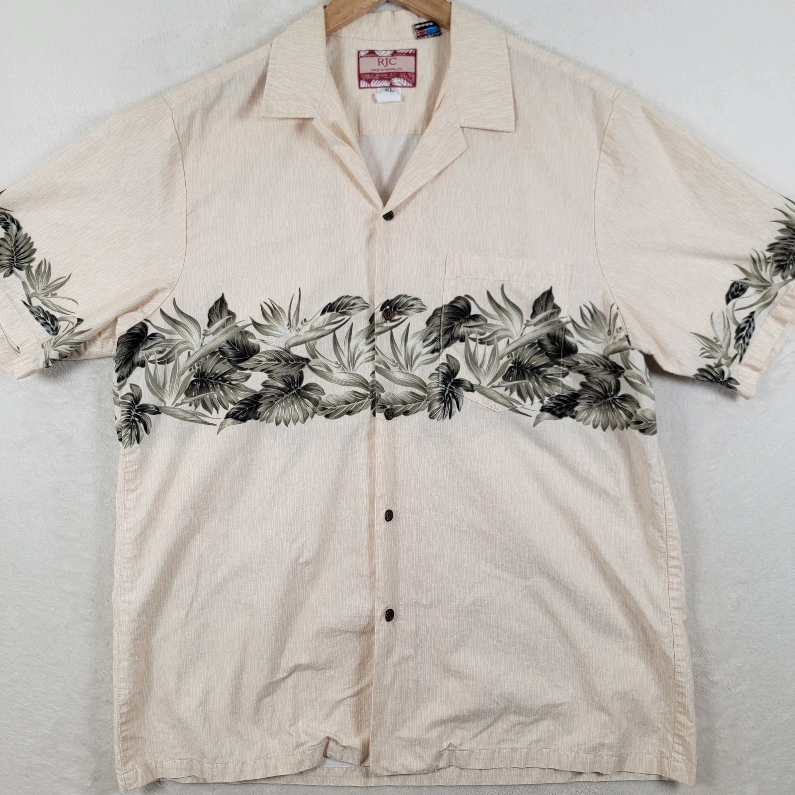 RJC Hawaiian shirt Creme W/ Birds Of Paradise Size XL Made In Hawaii