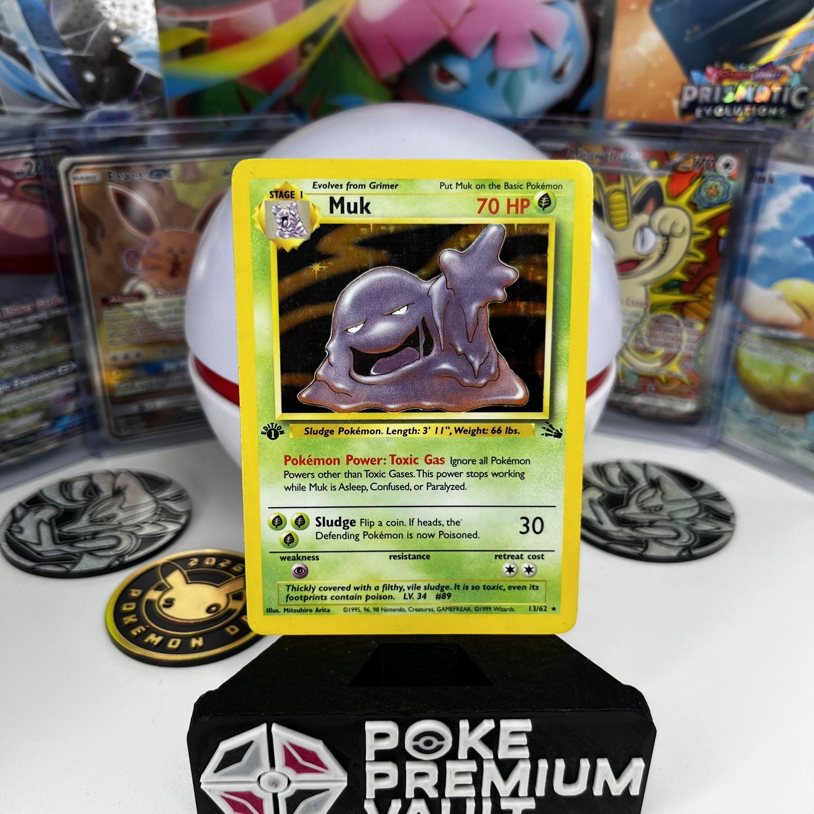 Muk 13/62 Fossil Holo 1st Edition (MP)