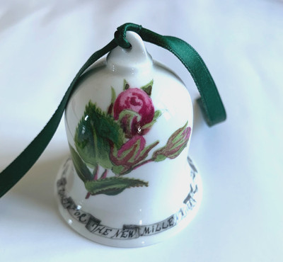 Portmeirion Eine Rose für das neue Jahrtausend Weihnachtsdeko Glocke David Austin