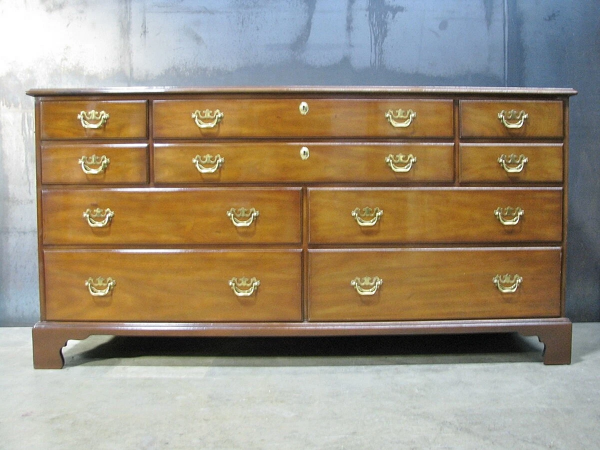 Vintage solid mahogany dresser deals
