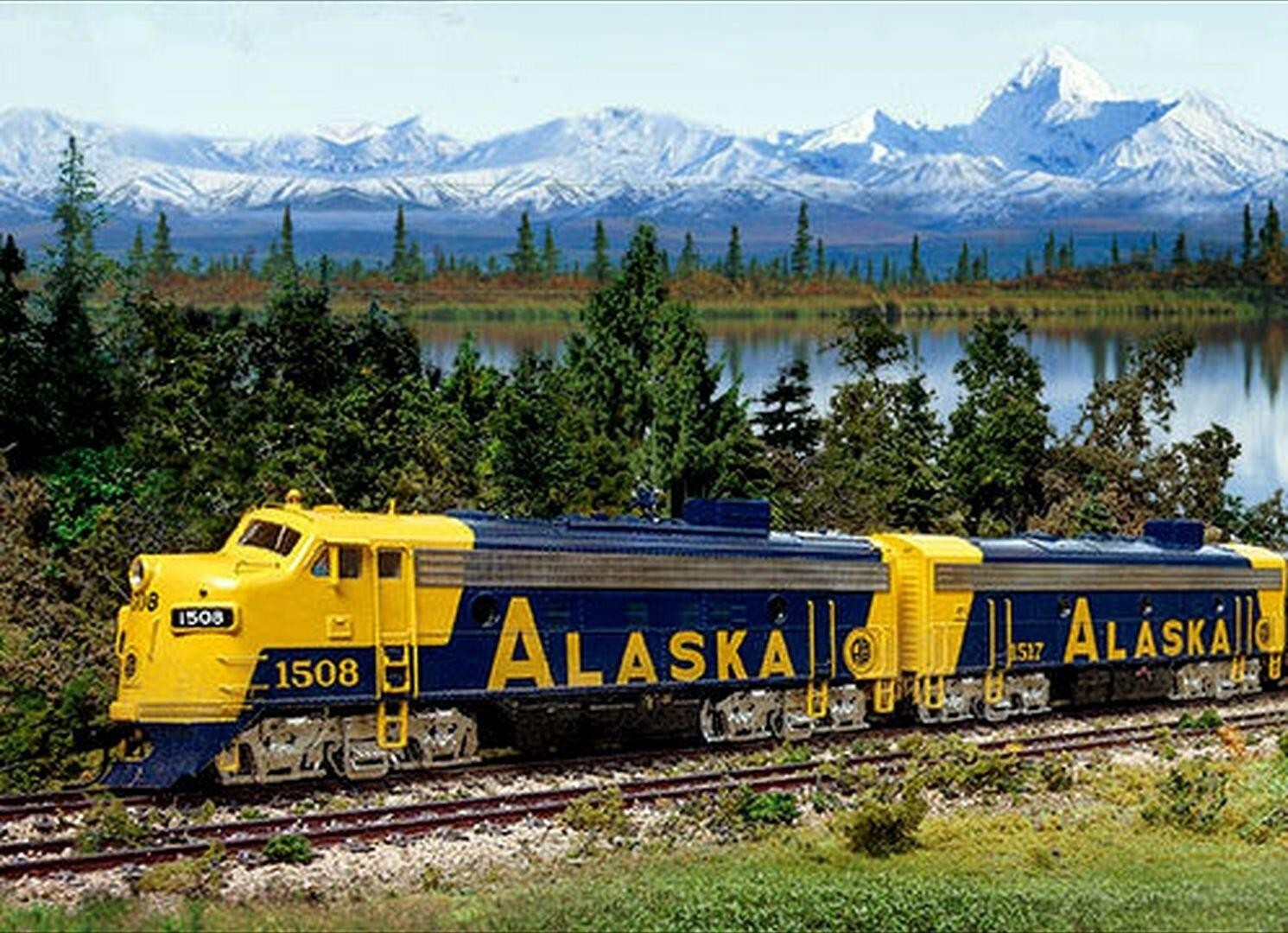 Walthers HO Scale Alaska Railroad EMD F7 A/B DCC w/Sou 1508, 1503