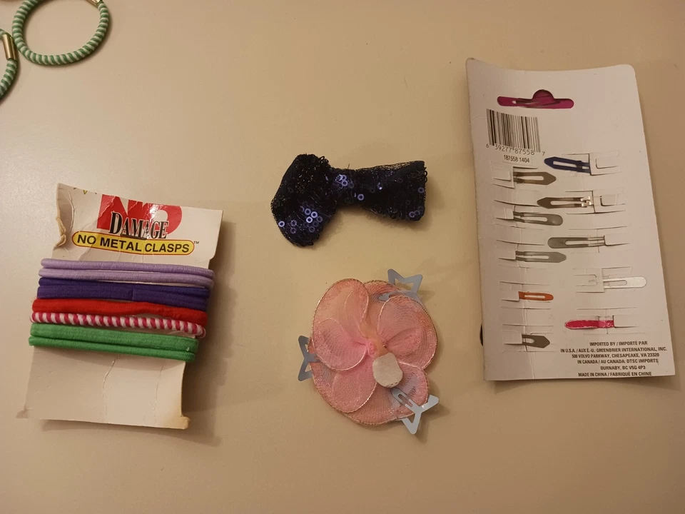 Lote de 90+ accesorios para el cabello elásticos y con textura cola de caballo para niñas Foto 4 de 4