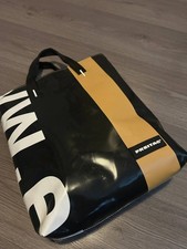 BORSA VENERDÌ F 202 F 75 LELAND MESSENGER SHOPPING BAG NERA BEIGE BIANCA