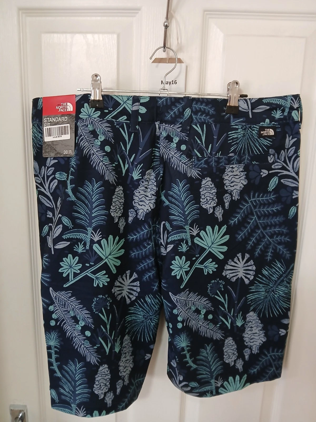 The North Face Shorts Mens 38 Reg Blue/Green Shorts Rolling Sun Hybrid Cargo