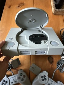 Sony PlayStation PS1 SCPH-7501 Console Bundle 2 Controllers Memory Card Tested